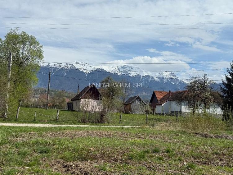 Teren intravilan Bran Predelut  cu toate utilitatile 2797 mp, comision 0% - 12