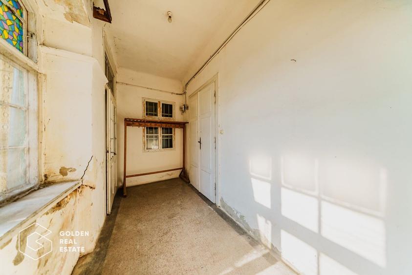 4 Camere la casă, 215mp+261mp teren, str Preparandiei