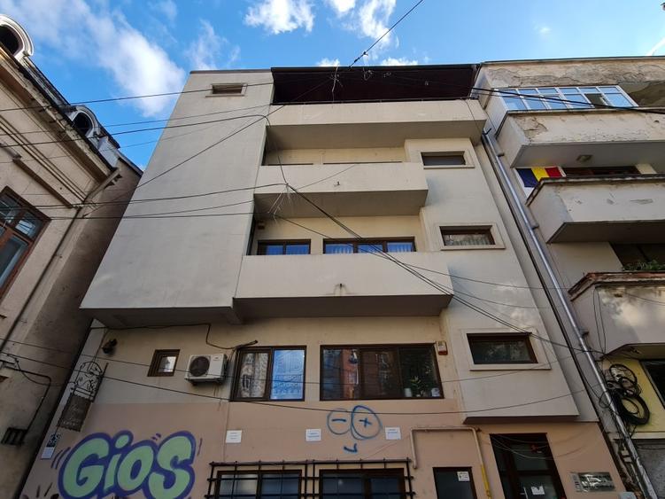 Inchiriere spatiu in vila - Universitate