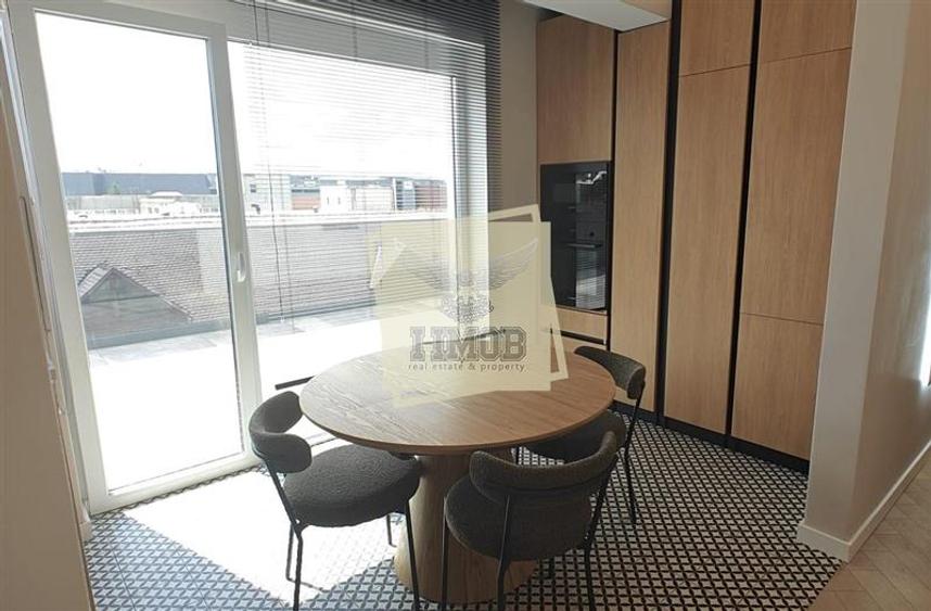 Penthouse cu 3 camere 3 bai si terasa 88 mp in zona Lazaret