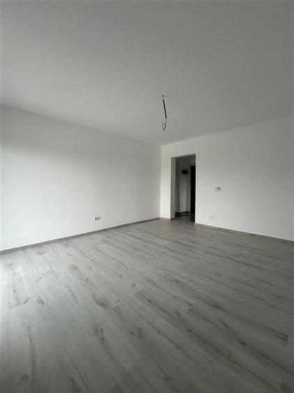 Apartament cu 2 camere decomandat, bloc nou, 50mp, loc parcare - Rediu