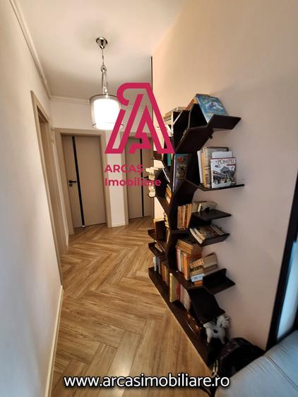 Apartament 3 camere de vanzare-68mp-Strand!
