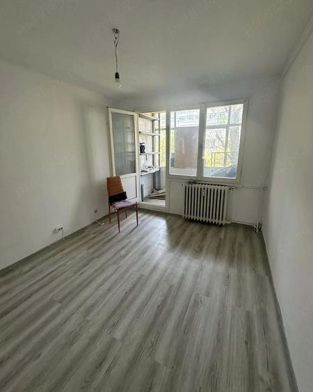 Apartament 3 Camere,zona Giurgiului, semidecomandat, zona linistita