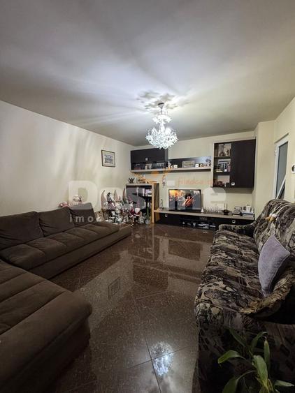 Apartament 4 camere decomandat, complet mobilat | 92 mp | Etaj 4/4 |