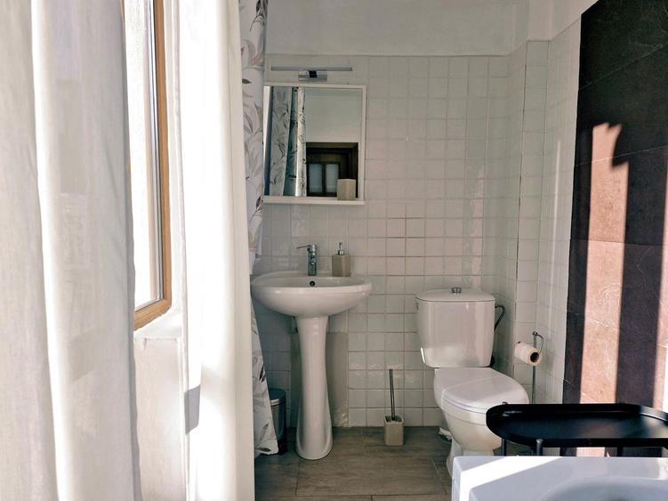 Apartament 2 camere| Bd. Dacia | Clădire Interbelică | Renovat premium