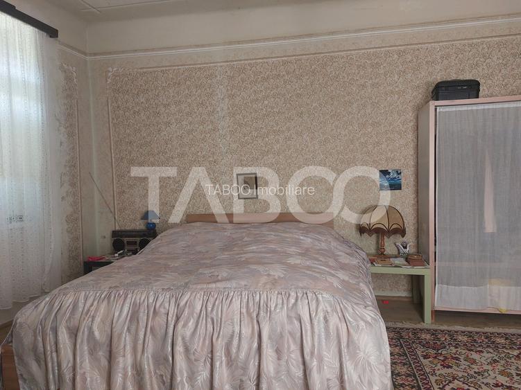Casa si curte individuala 2 corpuri de casa separate 4 camere gradina - 7