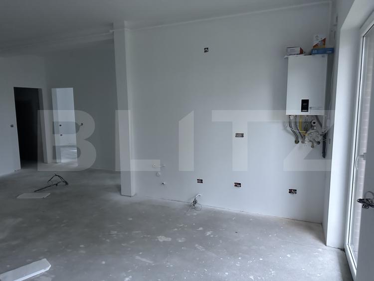 Apartament cu 3 camere, 66 mp, zona Careiului