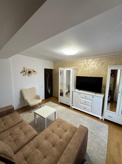 Apartament 2 camere 70 mp , renovat!