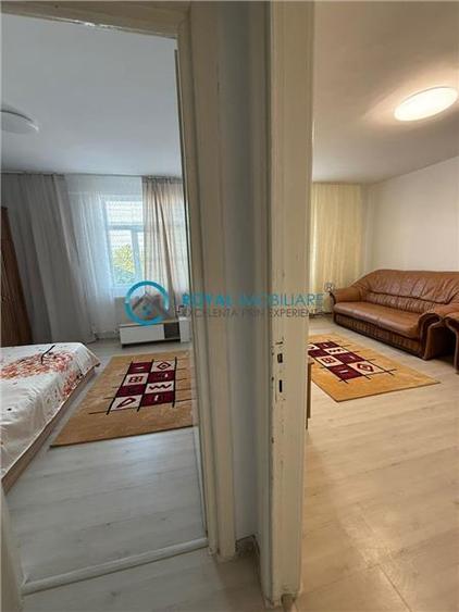 Royal Imobiliare - Inchiriere Apartament zona Ultracentrala