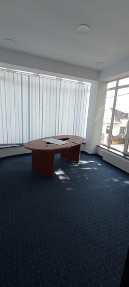 Birou 2 camere decomandate etaj 1 cladire birouri zona Mihalache -Turda