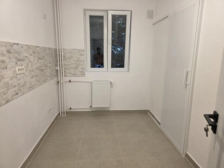 Basarabia, 5 minute metrou Costin Georgian pe Intrarea Muncii nr. 2 renovat