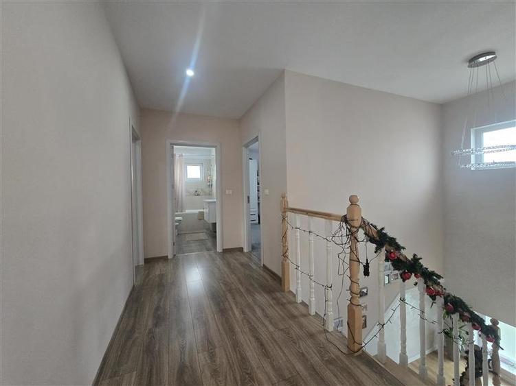 Casa moderna P+1 in Letea Veche cu 506 mp teren, zona usor accesibila