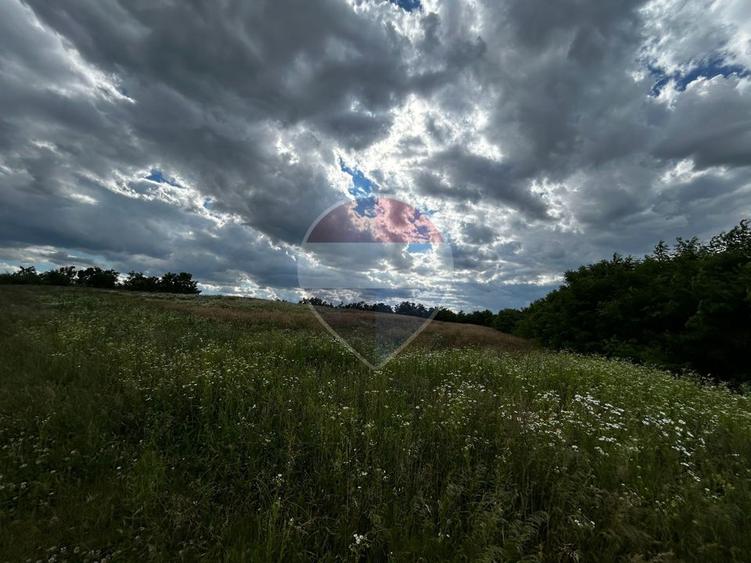 Teren intravilan de vânzare in Satulung