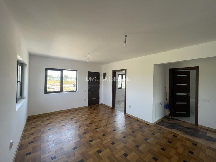 Clinceni, casa pe parter, 80mp, 3 camere, 2 bai, utilități - 5