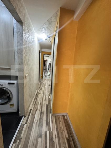 Apartament 3 camere, 68 mp, zona Dezrobirii