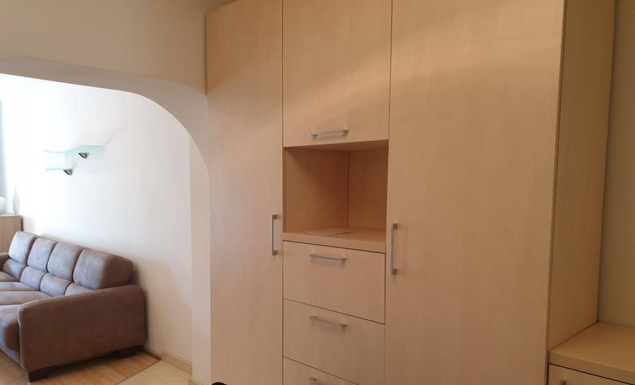 UNIRII - TRAIAN, 2 CAMERE MOBILAT LUX, ETAJUL 2, VEDERE FATA