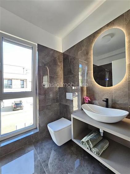 Vanzare duplex 5 camere finisaje de LUX teren 270 mp in Floresti- zona Vivo Mall - 15
