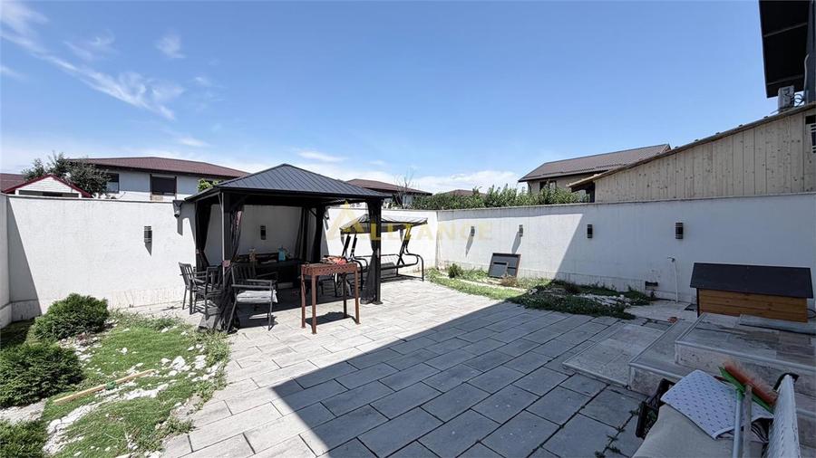 Duplex - 3 camere - 2 bai - 227mp teren