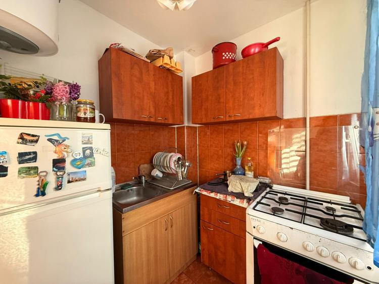 Apartament 2 camere, 33 mp utili zona Sagului