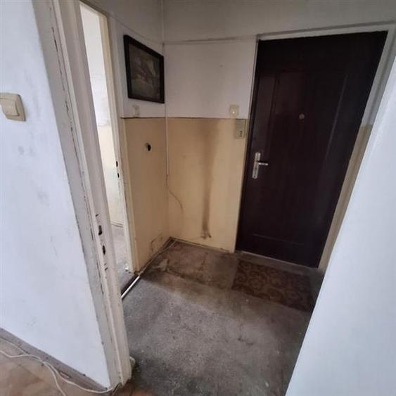 Vand apartament 2 camere