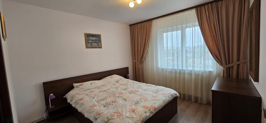 Ofer inchiriere ap 3 camere, ultracentral, modern, 450 euro