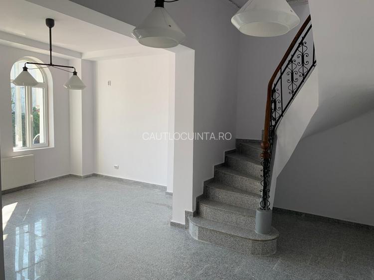 Casa Individuala | De Inchiriat | 9 camere | Renovata/ Reconsolidata - 4