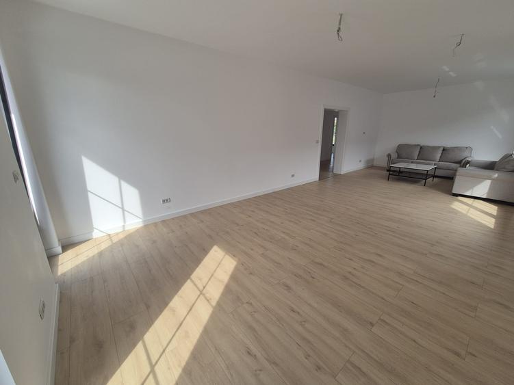 Casă nouă, la sol, 160 mp, teren 420 mp, Via Carmina, comision 0%