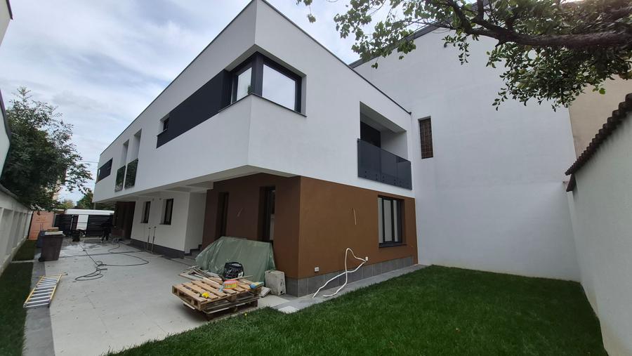 VILA SUPERBA CU 5 CAMERE AMPLASATA IDEAL