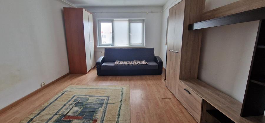 Apartament doua camere decomandate, zona gara.