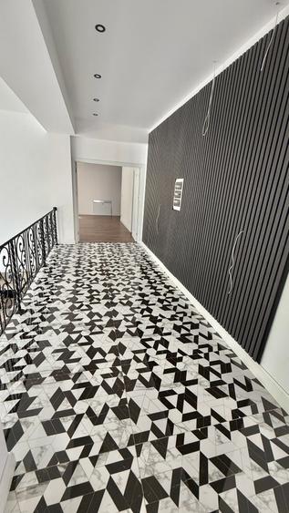 Vila 7 camere cu acces la pădurea Tunari teren 1500mp