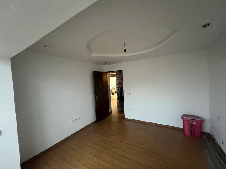 Apartament de vânzare