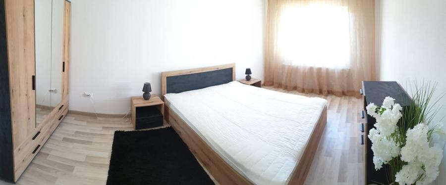 Apartament 4 camere, 100 mp (împartit în 2 ap. decomandate), zona 1 Mai