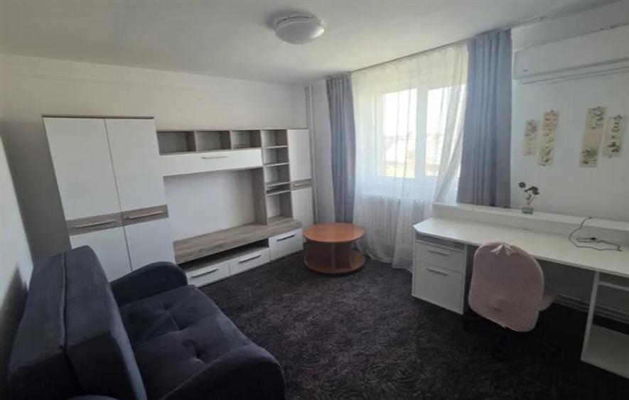 Apartament 2 camere, decomandat - Hala Centrală