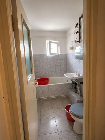 Apartament cu 4 camere de vanzare in zona Closca in Alba Iulia