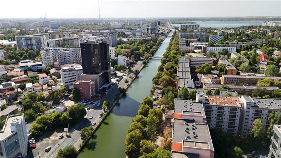 Riverside Tower - spatii langa metrou cu preturi de la 9 EUR + TVA