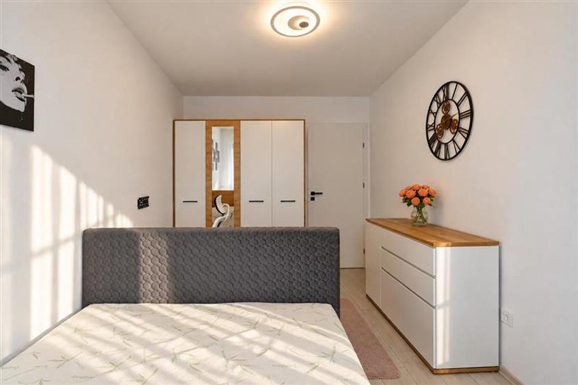Apartament nou, 3 camere, echipat, balcon, etaj2, parcare subterana, Soho Reside