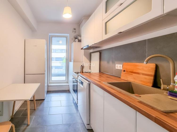 Proprietar. Bloc nou. Atria. Piscina. Parcare. Mobilat. Utilat. English. Deutsch - 2