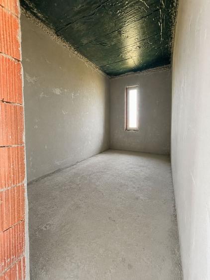 Casă parter semifinisatǎ Cihei– 500 mp teren