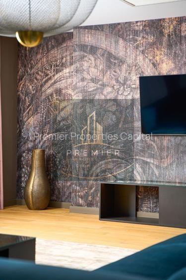Apartament 3 camere One Herăstrău Towers  Vedere Parc | Etaj 11 | Înălțime 3,6m - 8
