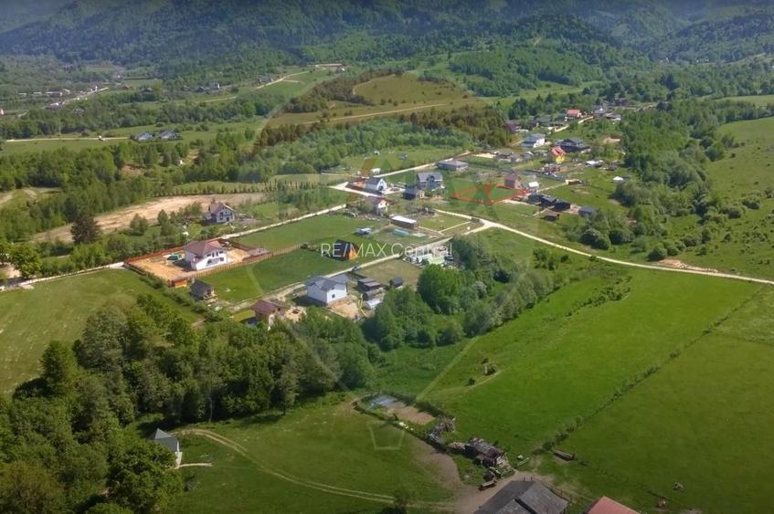 Comision 0! Teren Rasnov Glajerie, Str Lupului, 1000mp - 2