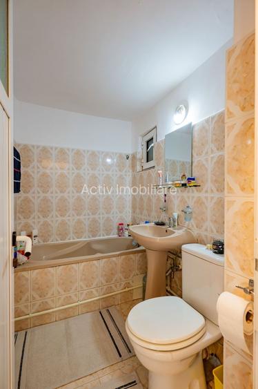 2 camere decomandate | Tomis III | Etaj 1 | Centrală proprie - 12