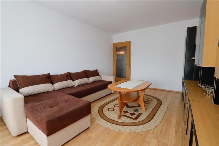 Apartament decomandat, vedere frumoasa, etaj2, Zarnesti, Brasov