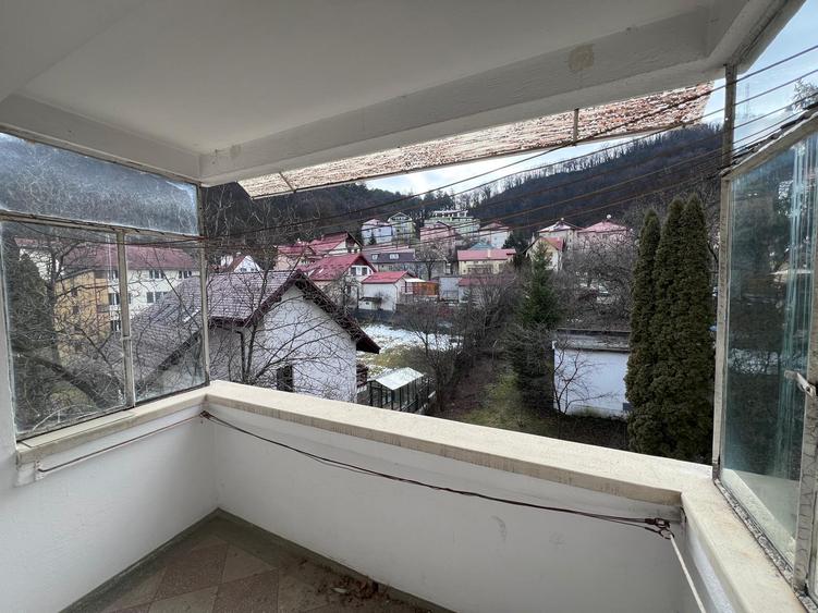Apartament  4 camere la bloc  – lângă AFI Brașov