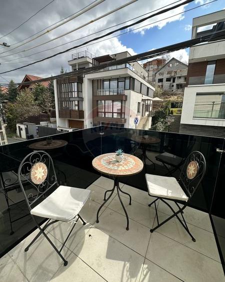 Casă de închiriat | 4 camere | Rooftop 60 mp | Andrei Mureșanu