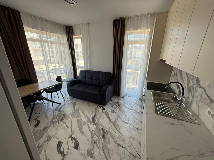 Apartament modern, prima închiriere, complet nou balcon generos