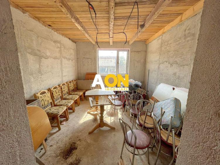 Casa 3 camere la gri, 122 mp + anexa 50 mp la rosu