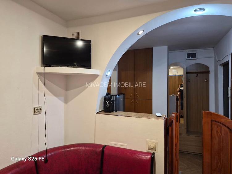 Apartament 3 camere decomandate, Lapus, 2/4 - 5