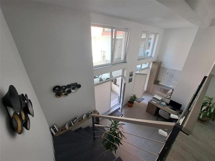 Spatiu pentru birouri, 72 mp utili, situat in zona Semicentrala!