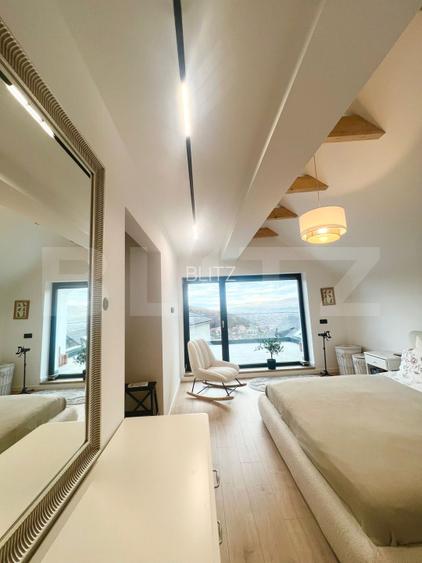 Casa individuala, 5 camere, garaj, 305 mp, 627 mp, la 5 minute de Vivo