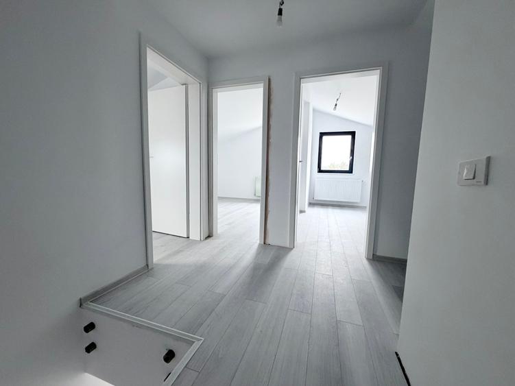 Casa la cheie P+1+M. 7 camere. Pozitie stradala